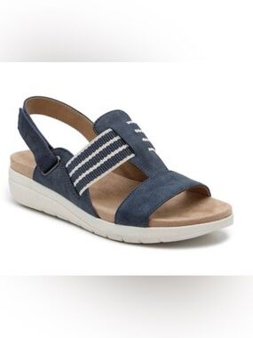 Abella zodiac blue and white deals wedge pump size 8.5